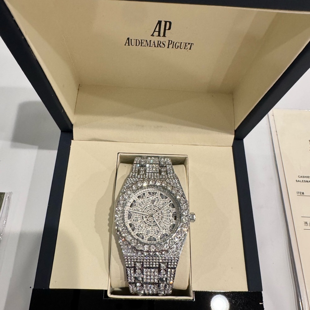 Men’s Iced Out Watch w/ Complimentary Watch Resizing Tool Kit